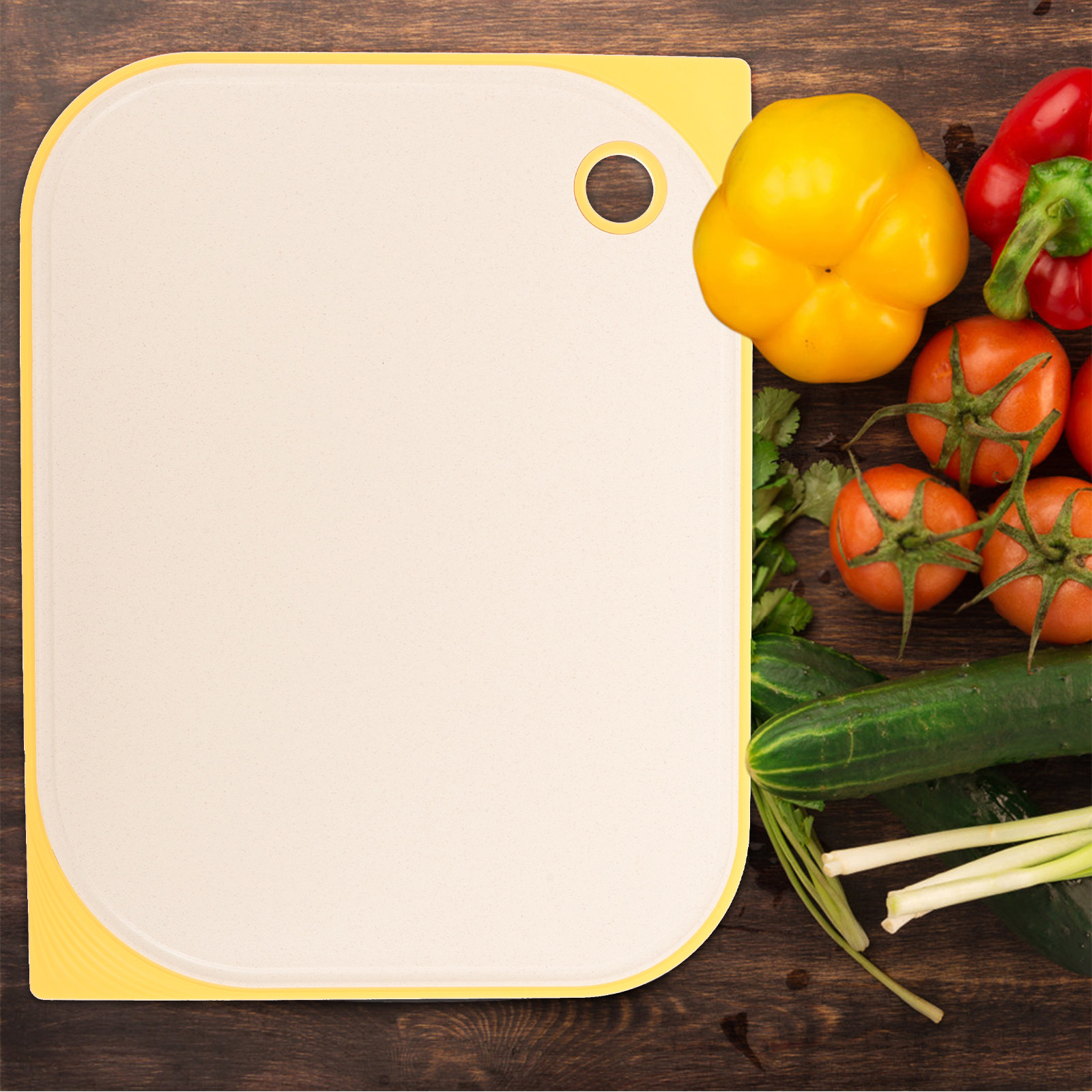 再利用可能な、持ち運び可能なプラスチック製まな板。滑り止め加 - Camp Cutting Board のレビューと価格